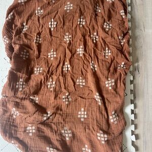 Elegant Brown Patterned Bedding Sheet